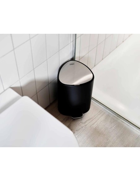 JOSEPH JOSEPH CESTINO RIFIUTI DA BAGNO 5 LT - MATT BLACK