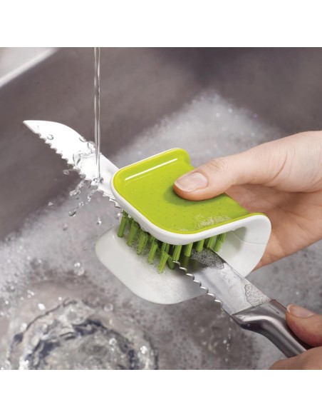 JOSEPH JOSEPH SPAZZOLA PER LA PULIZIA DI COLTELLI E POSATE 8X7 CM - BLADEBRUSH