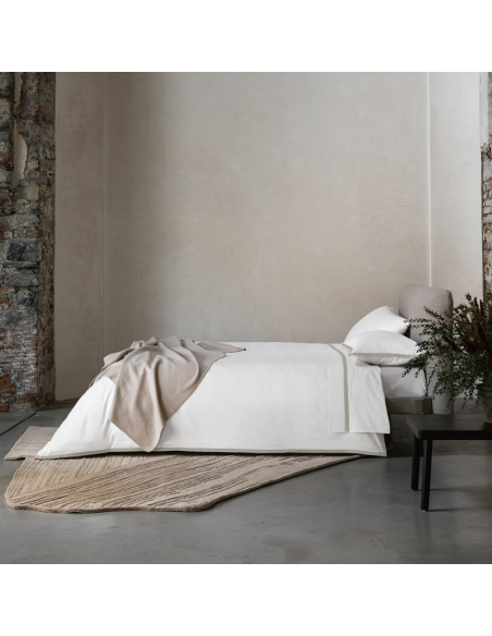 FAZZINI PLAID COPERTA TINTA UNITA IN PILE - LUCY