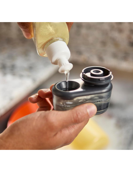 JOSEPH JOSEPH SPAZZOLA PER PIATTI CON DISPENSER SAPONE - SINKTECH